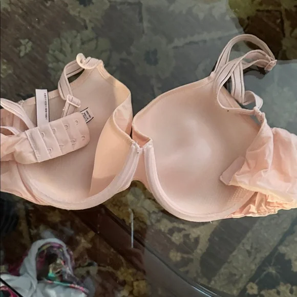 Victoria  secret Women's Pink Bra size 36 D - Picture 6 of 6